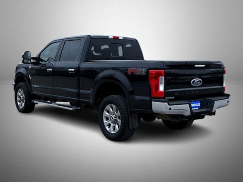 Used 2019 Ford F250 Lariat w/ Chrome Package image 7