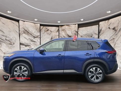 Used 2021 Nissan Rogue SV AWD/4WD image 4