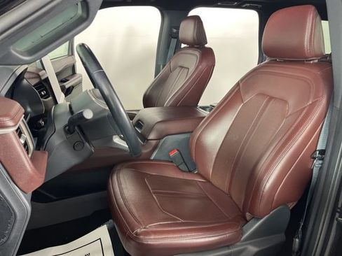 Used 2024 Ford Expedition Max Limited image 19