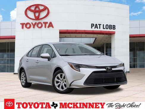 Used 2024 Toyota Corolla LE FWD image 1