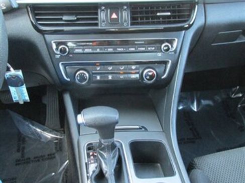 Used 2019 Kia Optima LX w/ LX 17" Wheel Package image 22