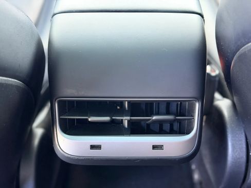 Used 2018 Tesla Model 3 Long Range RWD image 18