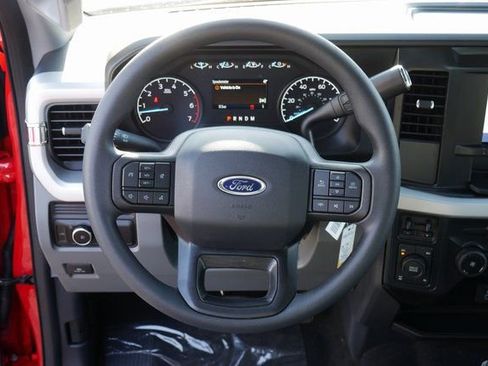 New 2026 Ford F250 XLT w/ FX4 Off-Road Package AWD/4WD image 14
