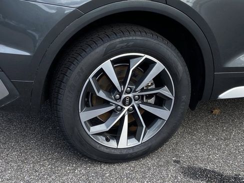 Certified 2022 Audi Q5 2.0T Premium Plus w/ Premium Plus Package image 11