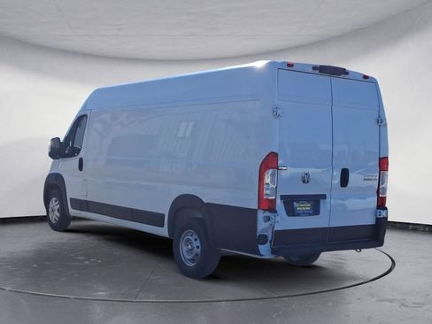 Used 2023 RAM ProMaster 3500 w/ Convenience Group image 3