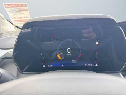 Used 2024 Chevrolet TrailBlazer LT FWD image 12