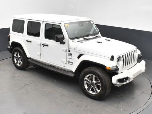 Used 2020 Jeep Wrangler Unlimited Sahara image 26