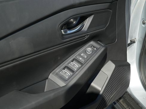 Used 2025 Honda Accord SE image 14