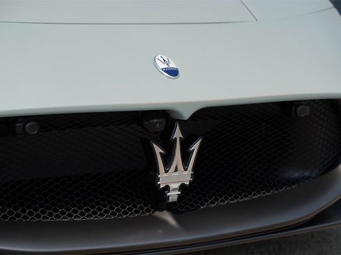 Used 2025 Maserati MC20 Cielo image 4