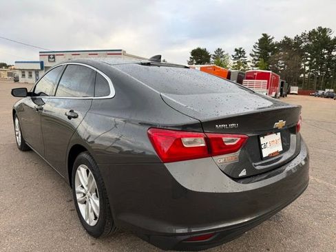 Used 2017 Chevrolet Malibu LT FWD image 7