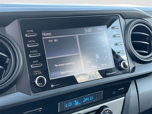 Used 2022 Toyota Tacoma SR image 14