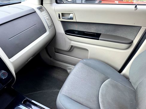 Used 2011 MAZDA Tribute i Sport image 29