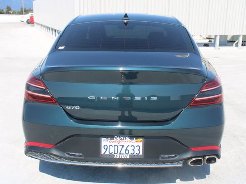 Used 2022 Genesis G70 2.0T RWD image 4