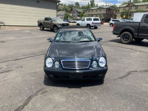Used 2002 Mercedes-Benz CLK 320 Cabriolet image 2