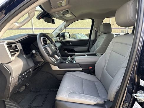 Used 2024 Toyota Tundra Limited image 26