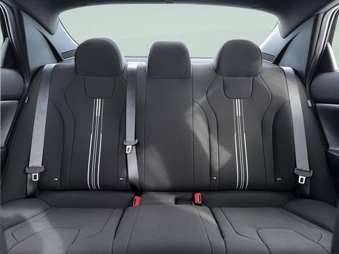 New 2026 Hyundai Elantra Sport FWD image 17
