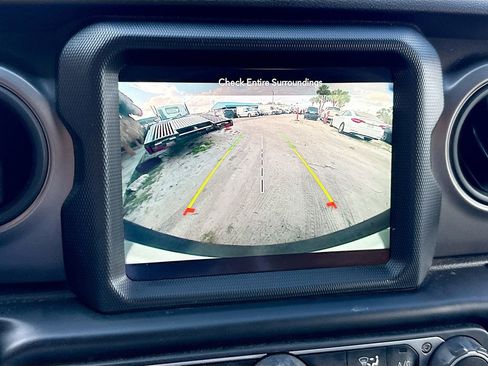 Used 2022 Jeep Wrangler Unlimited Sport S image 15