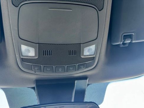 Used 2022 Ford F250 XL w/ Power Equipment Group image 19