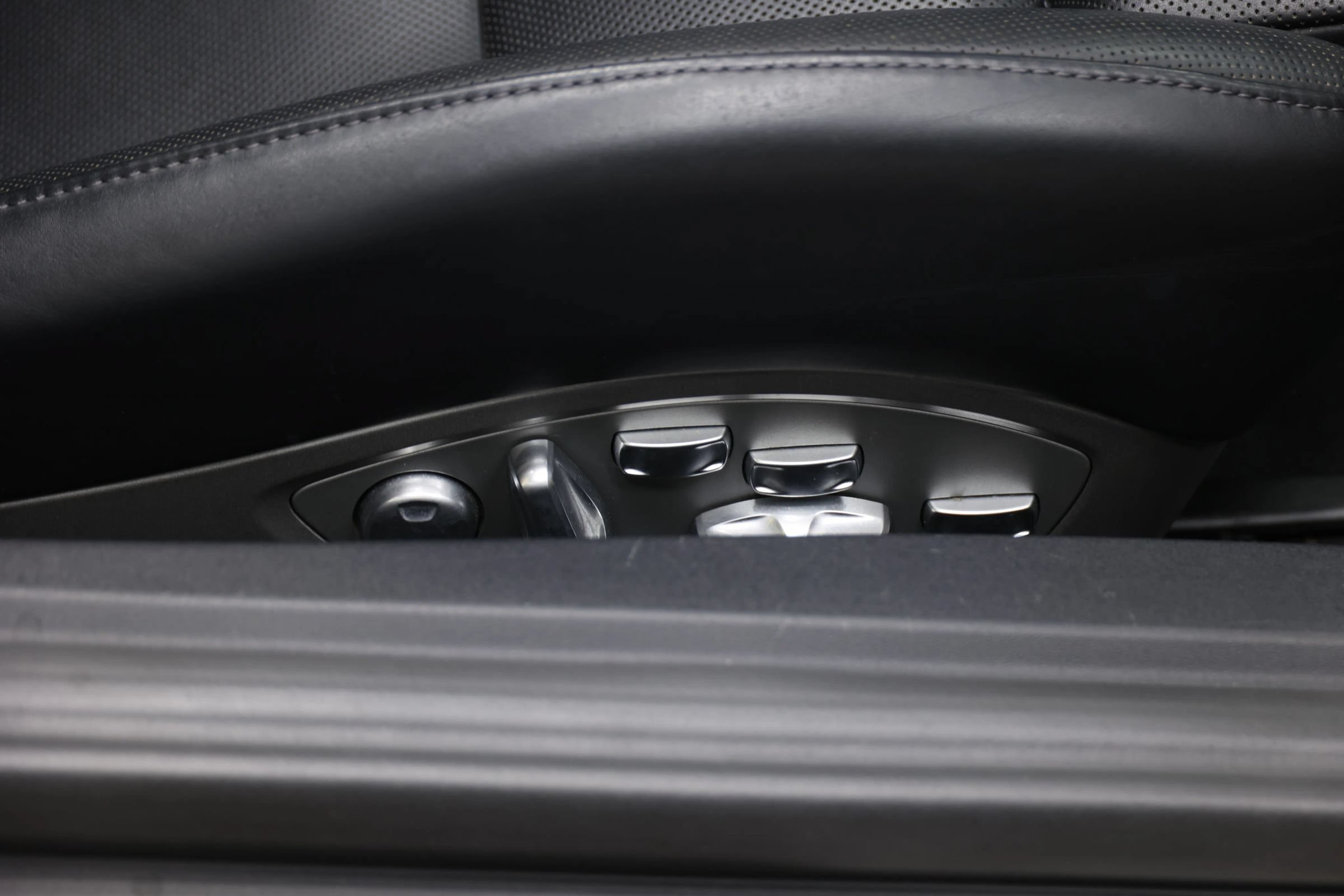 Used 2019 Porsche 718 Boxster GTS RWD image 77