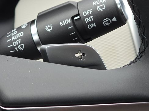 New 2026 Land Rover Discovery Sport Landmark AWD/4WD image 17
