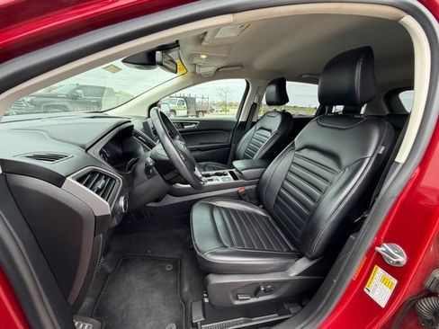 Used 2023 Ford Edge SEL AWD/4WD image 16