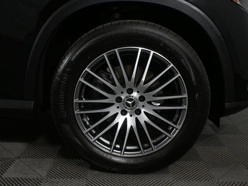 Certified 2026 Mercedes-Benz GLC 300 image 36