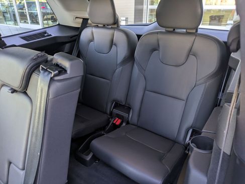 Used 2023 Volvo XC90 B6 Plus w/ Protection Package Premier image 30