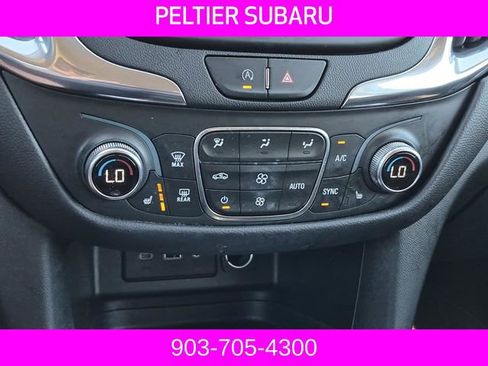 Used 2022 Chevrolet Equinox LT image 36