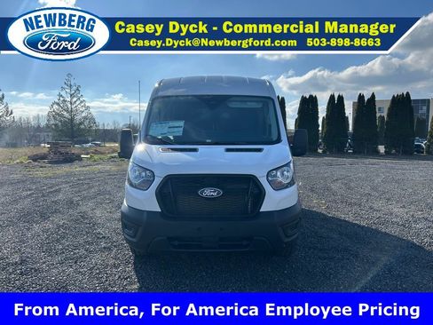New 2026 Ford Transit 250 148 Medium Roof RWD image 3