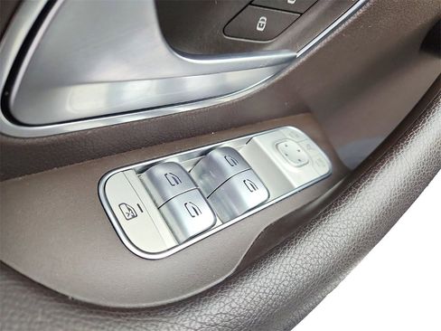 Used 2020 Mercedes-Benz GLS 450 4MATIC image 21