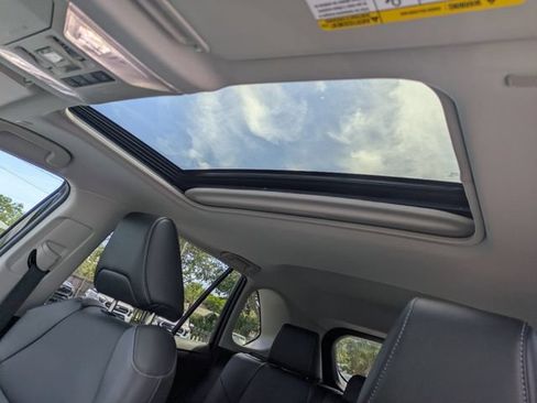 Used 2025 Toyota RAV4 XLE Premium FWD image 22
