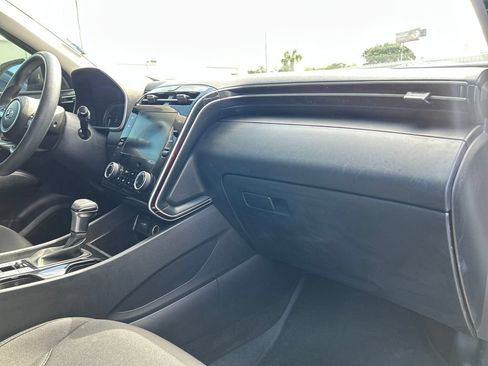 Used 2022 Hyundai Tucson SEL FWD image 15