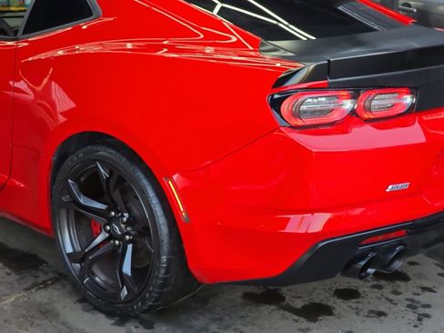 Used 2021 Chevrolet Camaro SS image 24