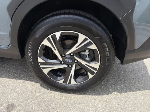 Used 2025 Subaru Crosstrek 2.0i Premium AWD/4WD image 19