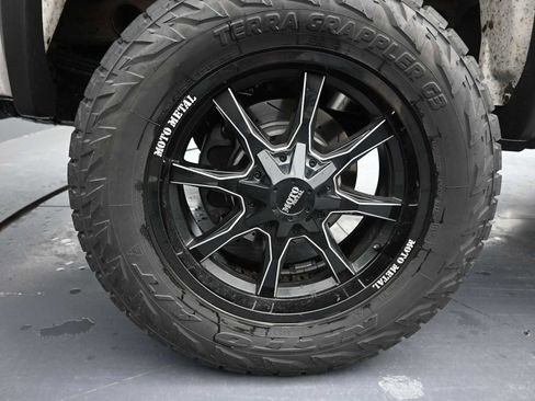 Used 2015 GMC Sierra 2500 4x4 Double Cab w/ Snow Plow Prep Package image 23