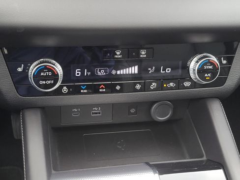New 2026 Nissan Rogue Platinum AWD/4WD image 25