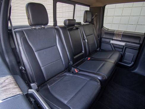 Used 2017 Ford F250 Lariat w/ Chrome Package AWD/4WD image 19