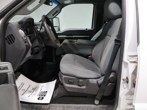 Used 2016 Ford F250 XLT w/ XLT Value Package AWD/4WD image 16