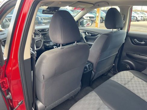 Certified 2021 Nissan Rogue Sport SV image 9