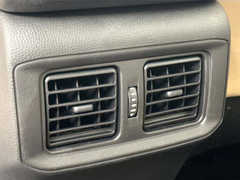 Used 2023 Toyota RAV4 LE image 34