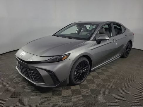 New 2026 Toyota Camry SE FWD image 3