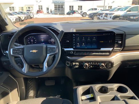 New 2026 Chevrolet Silverado 1500 LT image 16