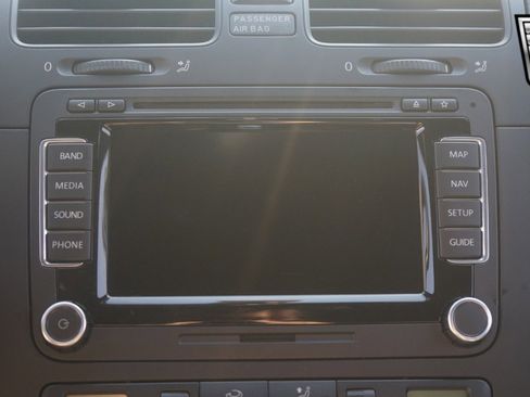 Used 2008 Volkswagen R32 image 18