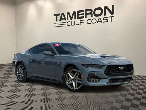 Used 2025 Ford Mustang GT RWD image 1
