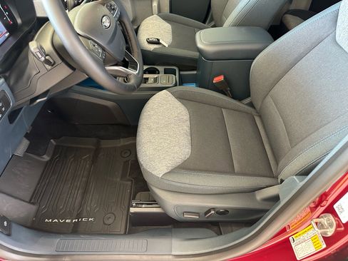 New 2026 Ford Maverick XLT w/ XLT Luxury Package image 17