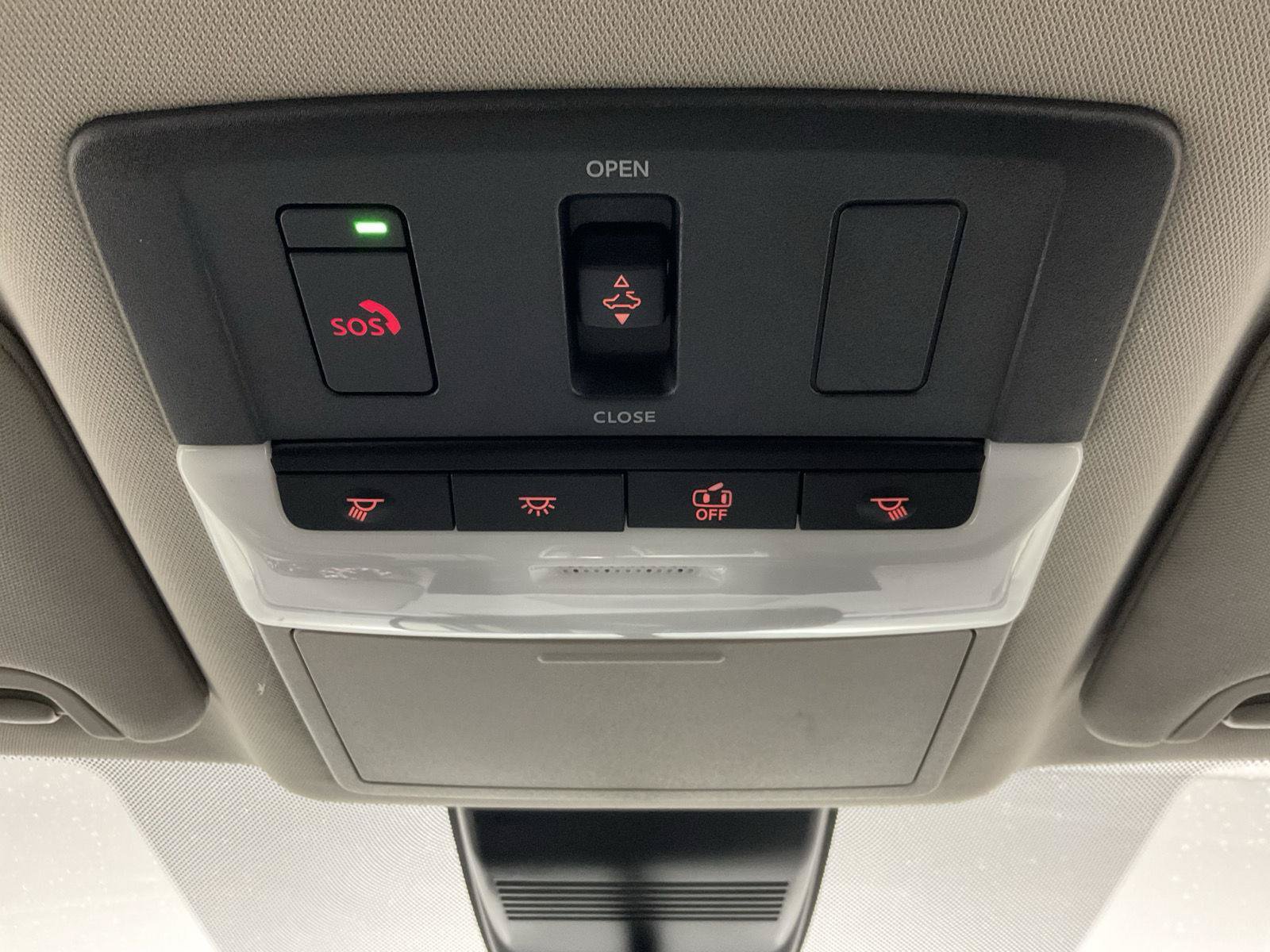 Used 2024 Nissan Altima 2.5 SR w/ SR Premium Package FWD image 17