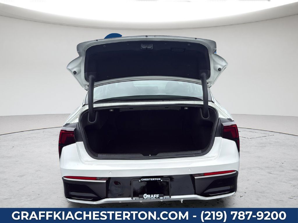 Used 2026 Kia K5 LXS FWD image 27