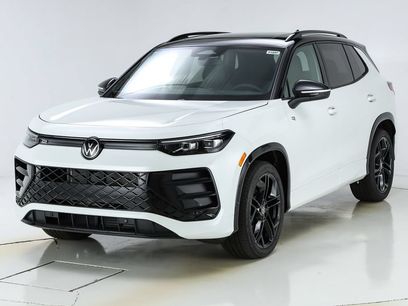 New 2026 Volkswagen Tiguan SE R-Line