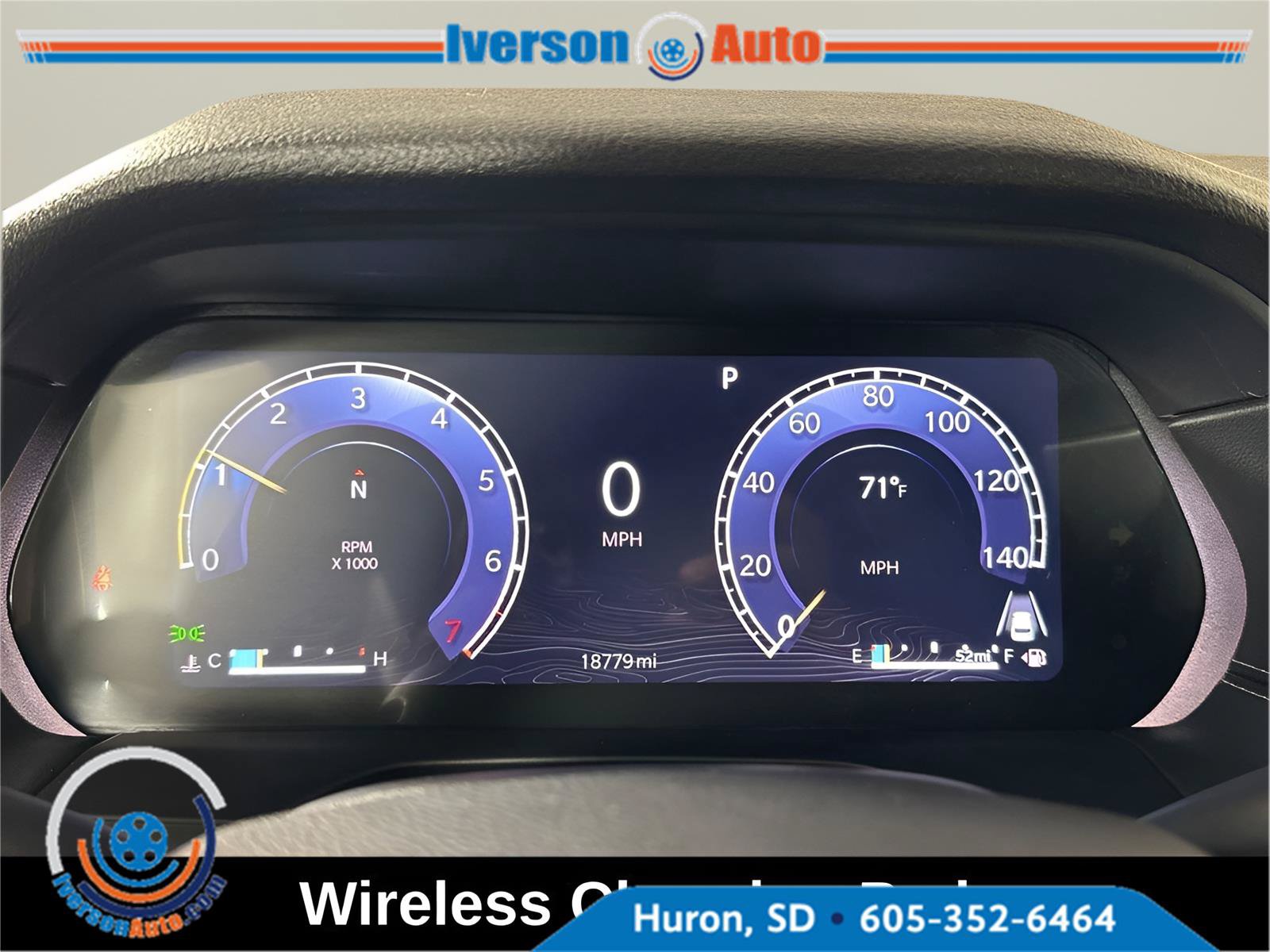 Used 2024 Jeep Grand Cherokee L Altitude AWD/4WD image 23