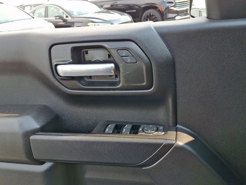 Used 2022 Chevrolet Silverado 1500 Custom w/ LPO, Dark Essentials Package AWD/4WD image 24